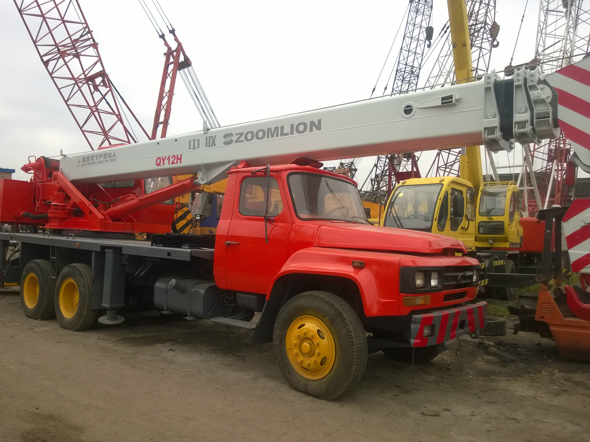 急售二手20噸吊車(chē)，性能優(yōu)越，價(jià)格實(shí)惠